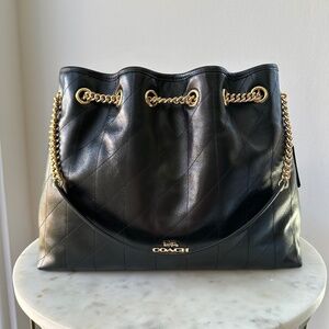 Coach Evelyn Shoulder Bag With Quilting